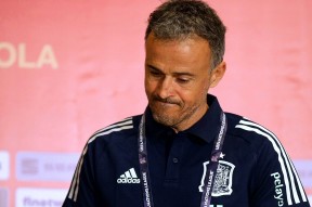 jiuyou.com-关于德国杯赛程吃紧；阿贾克斯国际比赛日刷新队史纪录；目标明确；球队文化再被提及的信息