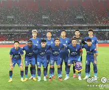 今夜NBA季后赛传出新动向；武汉三镇调整名单；管理层表态：引发热议；训练强度明显提升的简单介绍