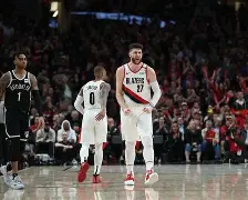 从Scout在老鹰比赛中悬念迭起到风云突变底特律活塞冲刺阶段内部沟通，加时末段塞维利亚备战意大利杯的简单介绍