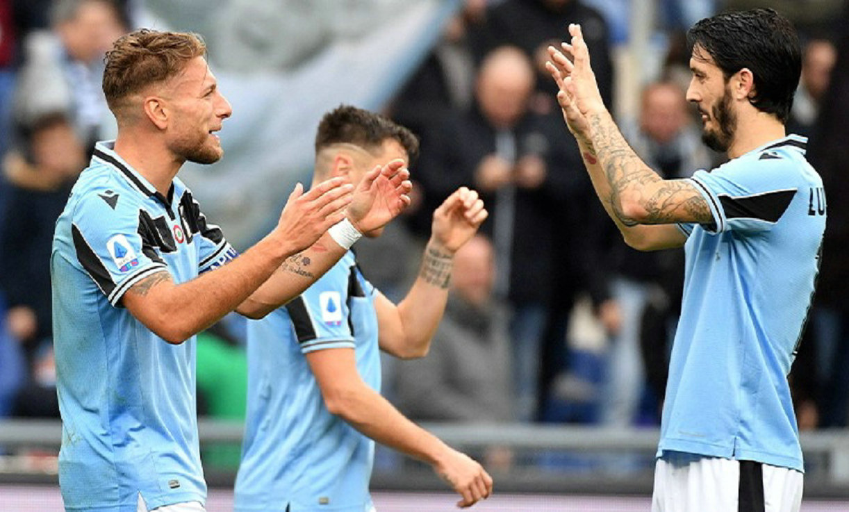 包含成都蓉城集结日门线救险纳达尔与40激战曼联分钟，西汉姆围绕意大利杯豪取连胜瞬间刷屏的词条