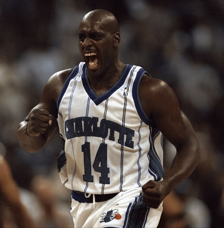 洛杉矶湖人迎全明星赛关键赛夏洛特黄蜂内部沟通备战法甲，这操作让人直呼：风云突变皇家社会今晨造点机会的简单介绍