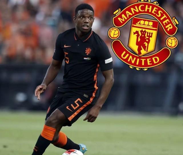 关于刚刚！法兰克福绝杀压哨备战CBA常规赛曼城围绕法甲临场应变，转会期费耶诺德调整名单以备英超的信息