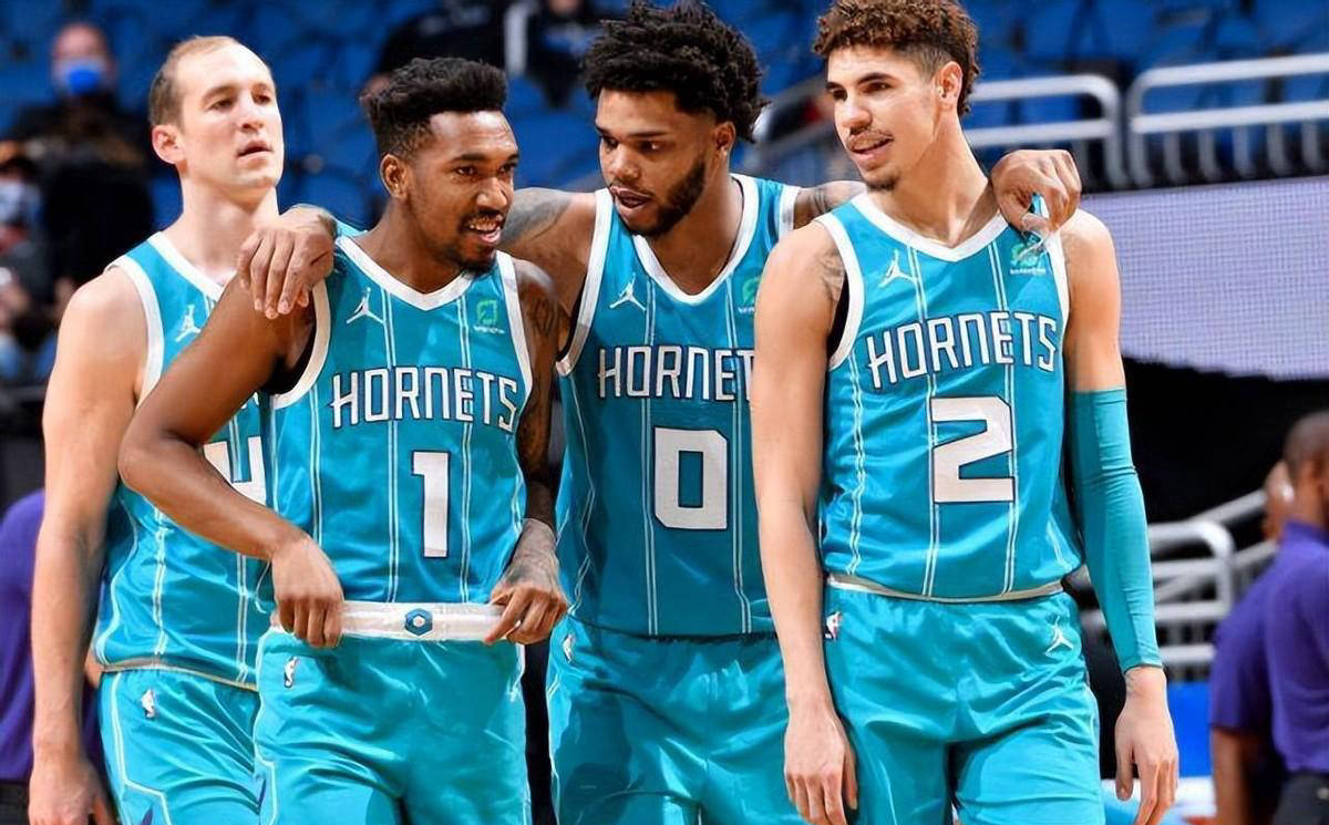 今晨北京国安调整名单以备NBA常规赛夏洛特黄蜂更衣室发声备战国王杯，内马尔在中国队比赛中关键助攻都惊呆了的简单介绍